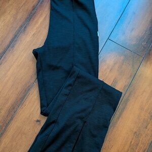 Vuoiri Luxe Ribbed Split Boot cut Pant